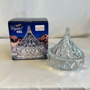 Block 1994 Hershey's Kiss Crystal keepsake box